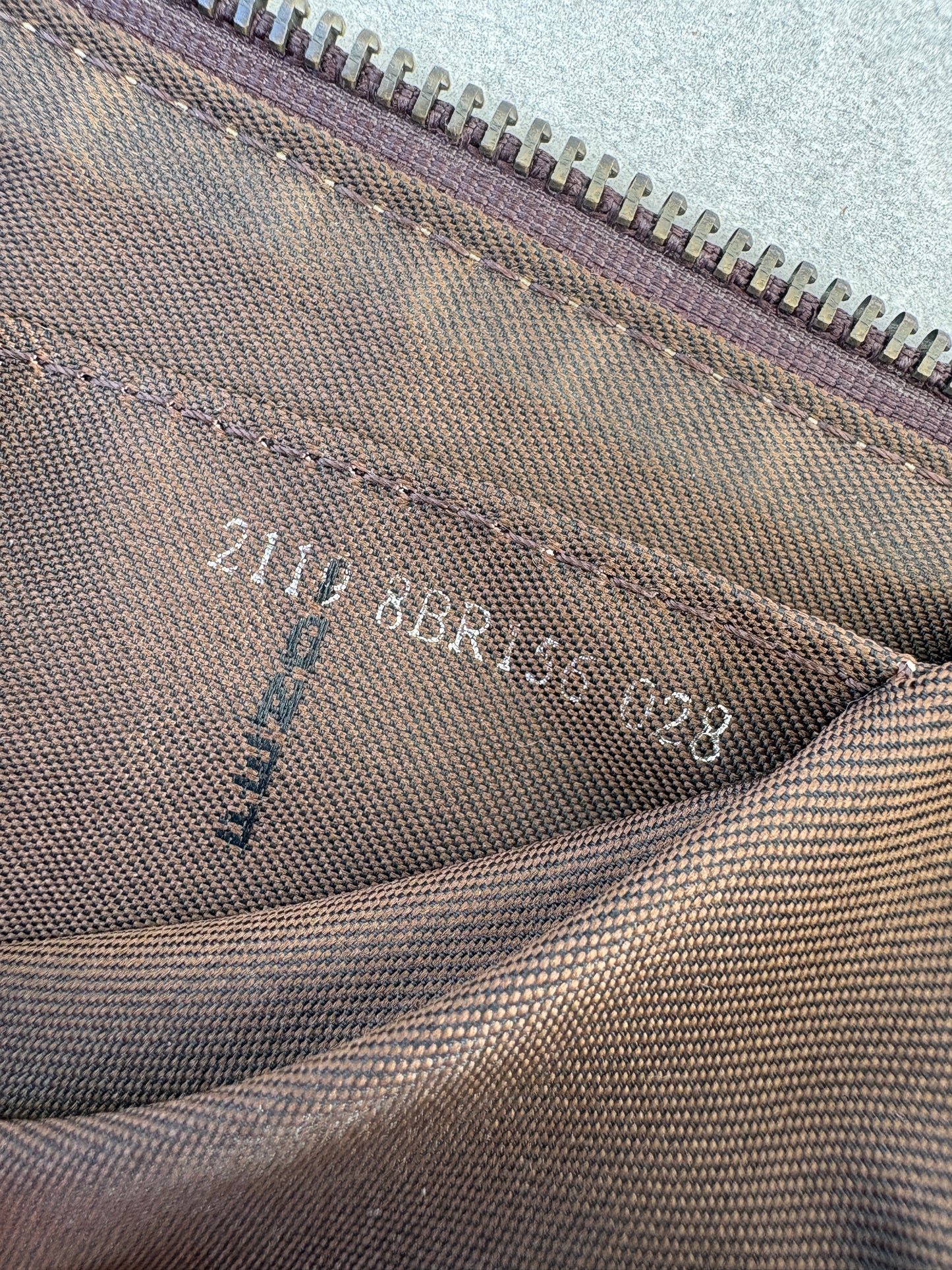 Fendi Baguette Shoulder Bag Zucchino