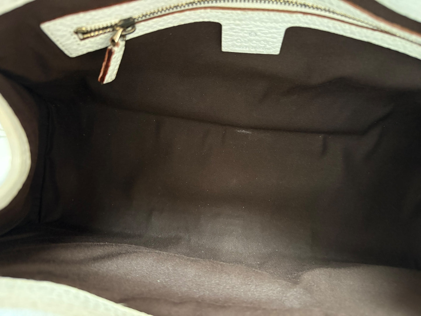 Gucci GG White Leather Jackie Bag