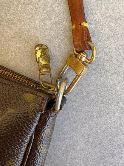 Louis Vuitton Monogram Pochette Accessoires