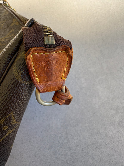 Louis Vuitton Monogram Pochette Accessoires