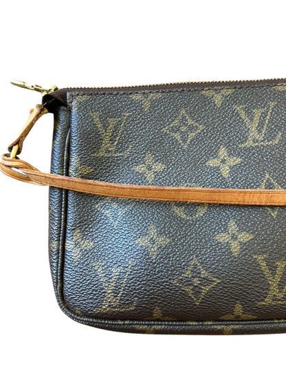 Louis Vuitton 2000s Monogram Pochette Accessoires
