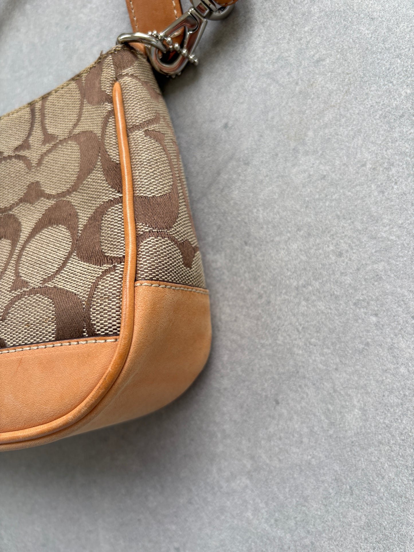 Coach Demi Biege Shoulder Bag
