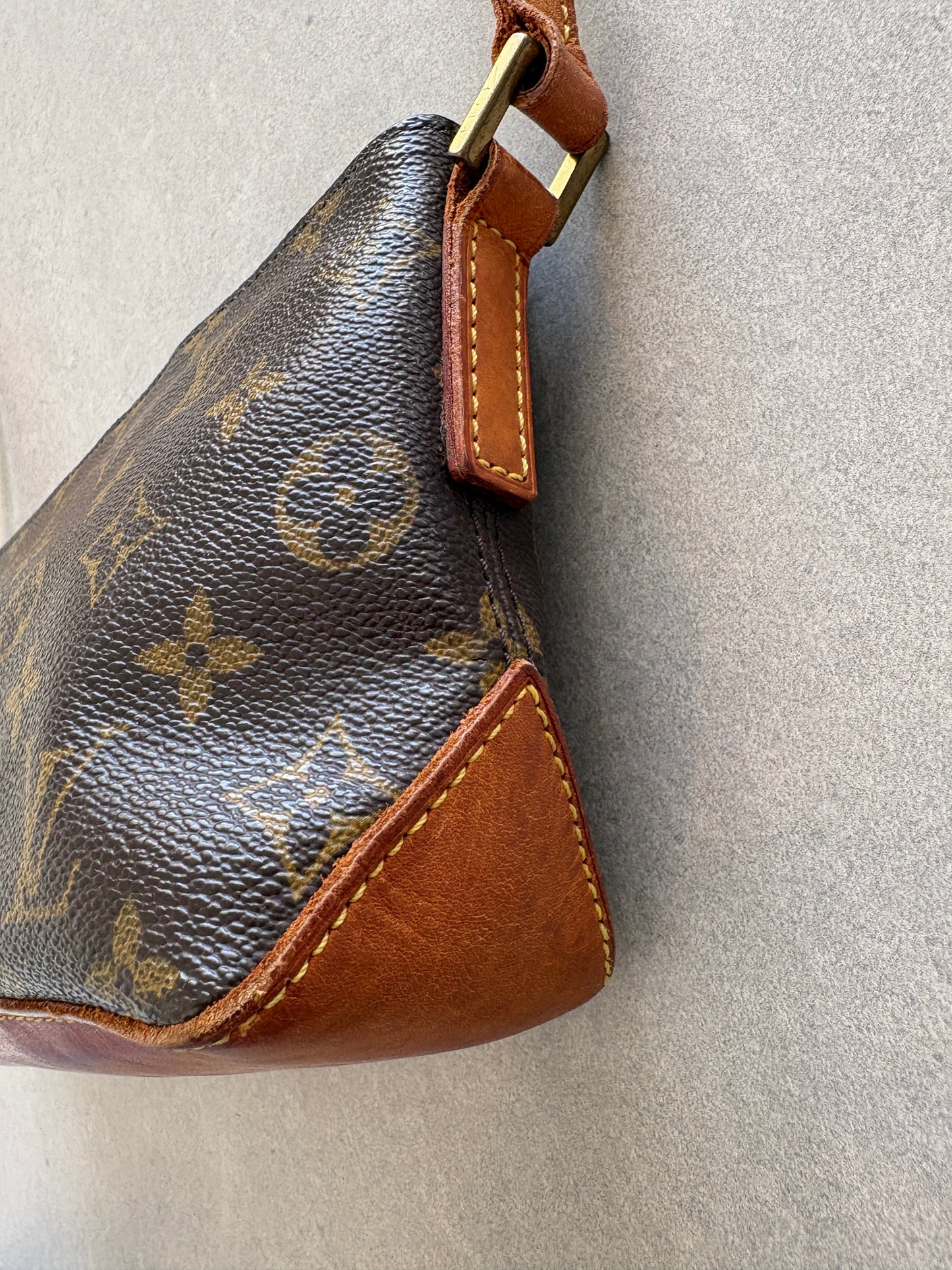 Louis Vuitton Monogram Trotteur Cross-body Bag