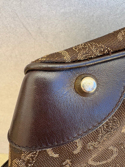 Celine Boston Bag Material