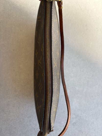 Louis Vuitton Monogram Pochette Accessoires