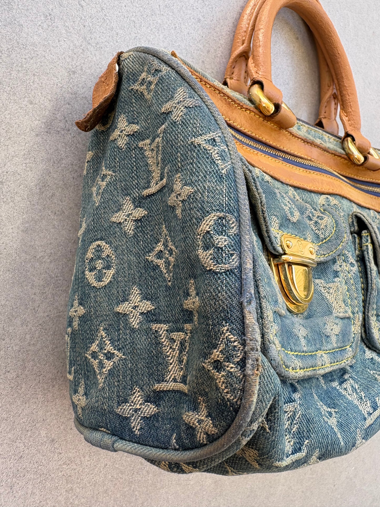 Louis Vuitton Neo Speedy Handbag