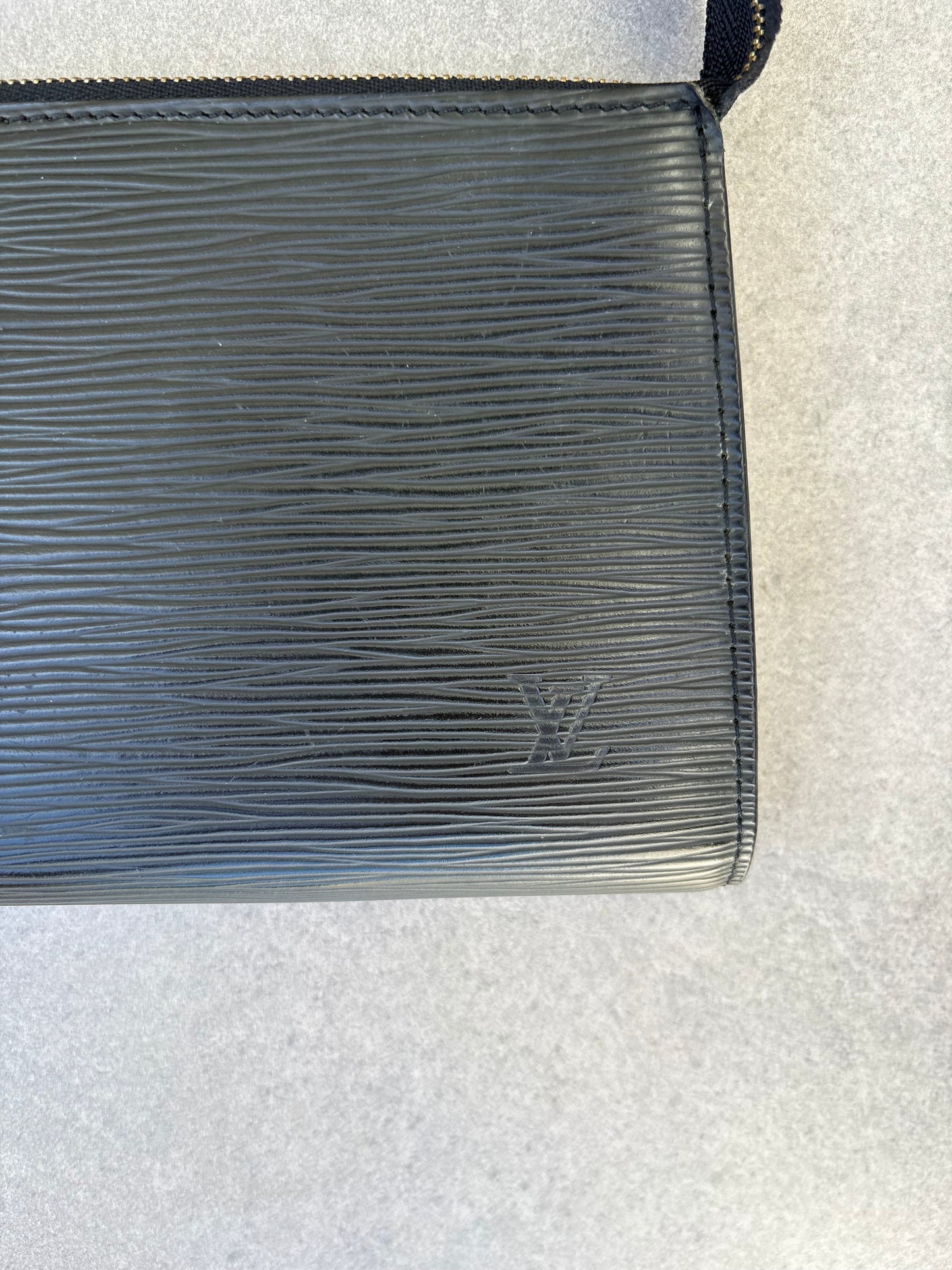 Louis Vuitton Black Epi Leather Pochette Accessoires