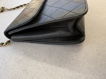 Chanel Classic Vintage Flap Black Lambskin Leather Shoulder Bag