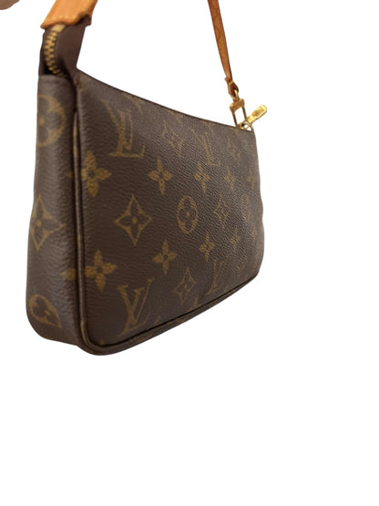 Louis Vuitton 2000s Monogram Pochette Accessoires