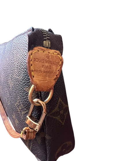 Louis Vuitton Monogram Pochette Accessoires