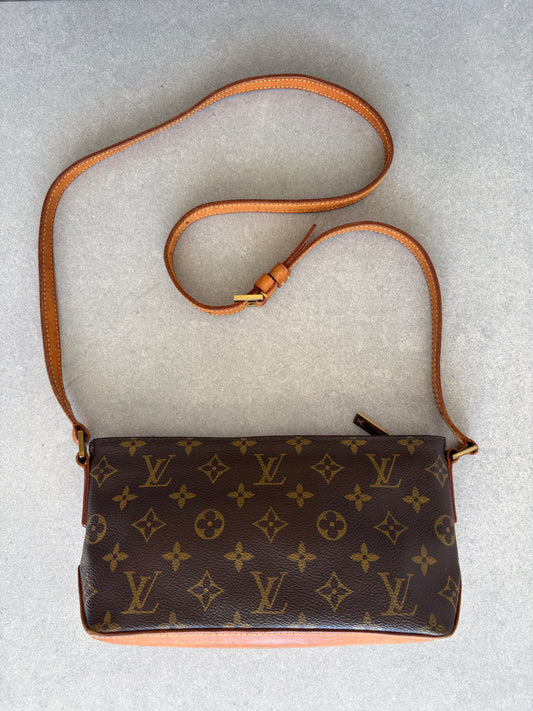 Louis Vuitton Monogram Trotteur Cross-body Bag