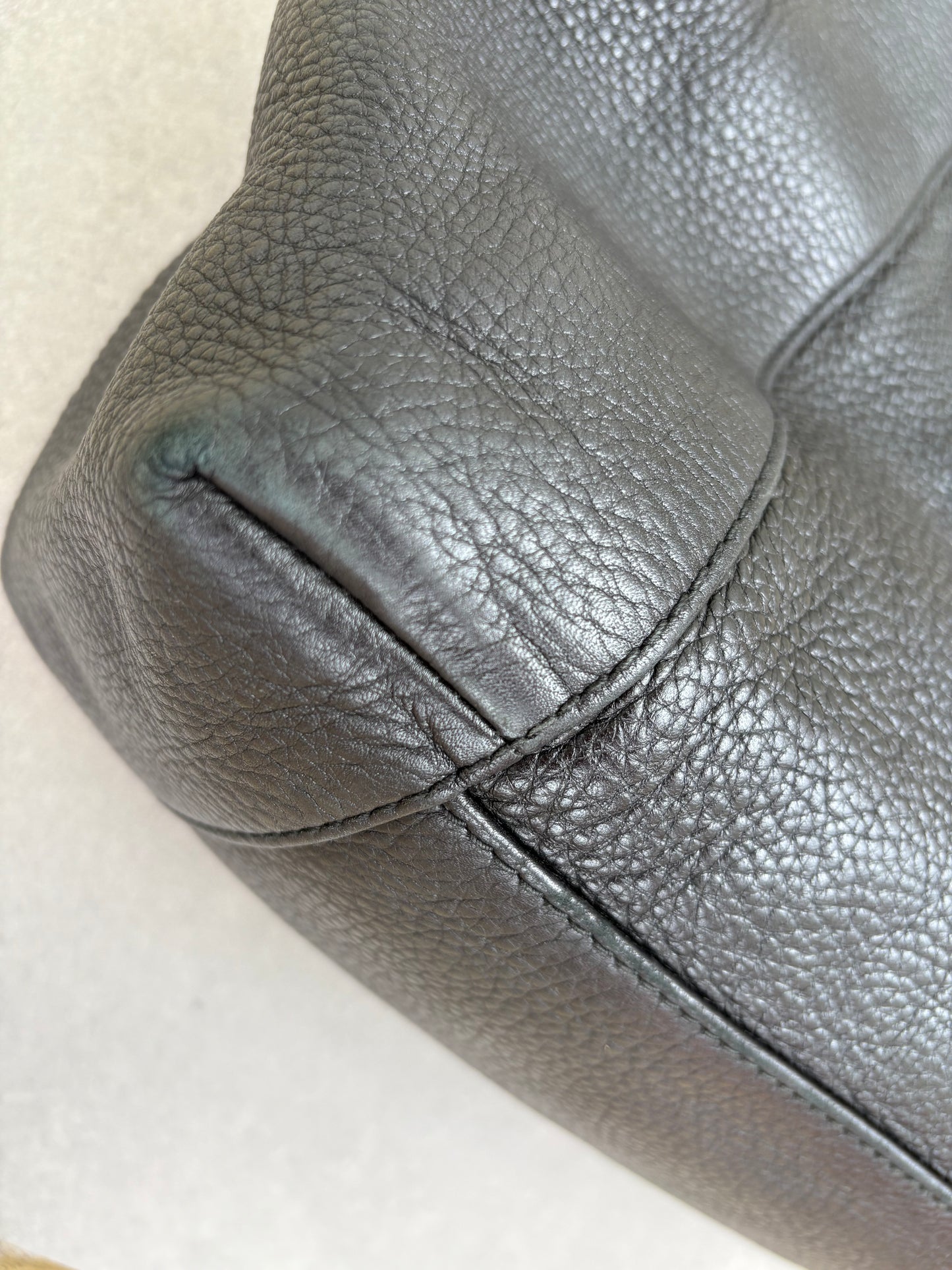 Gucci Hobo Horsebit Leather Bag Large