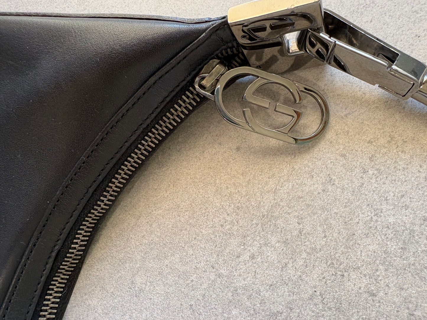 Gucci Black Leather Shoulder Bag