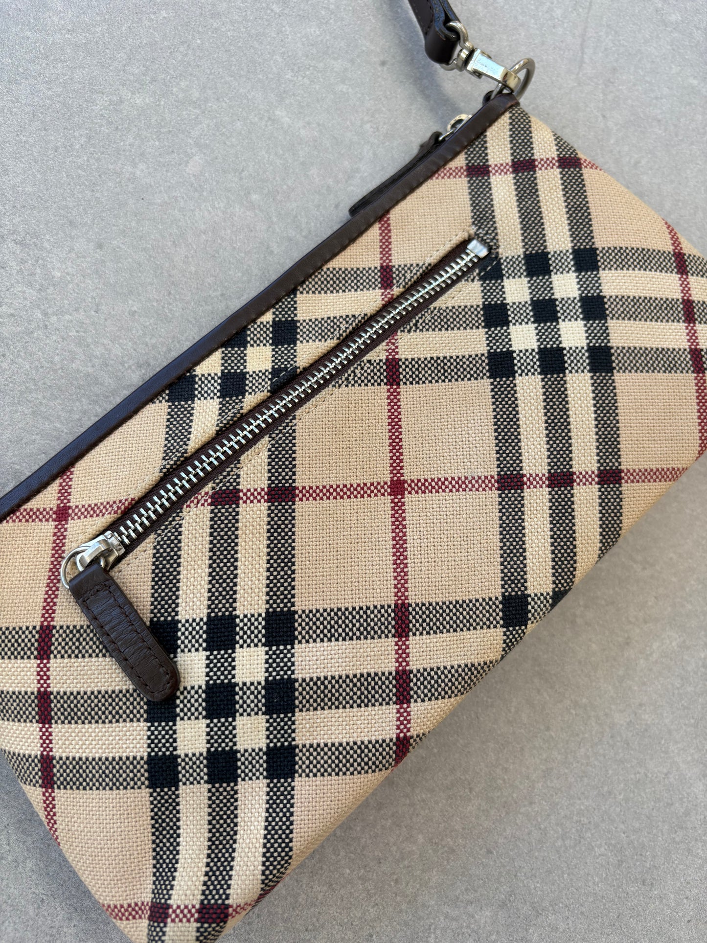 Burberry Beige
