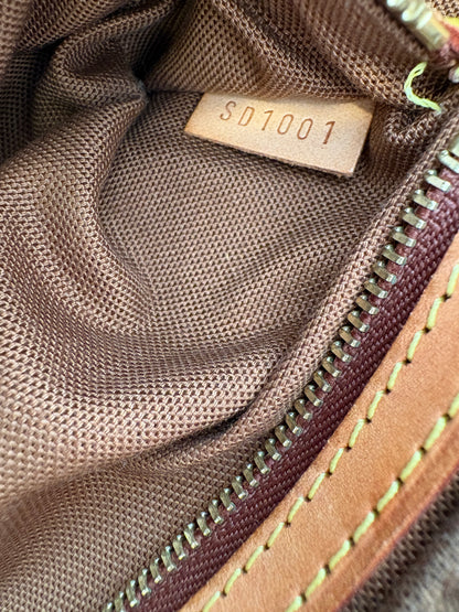 Louis Vuitton Monogram Trotteur Cross-body Bag