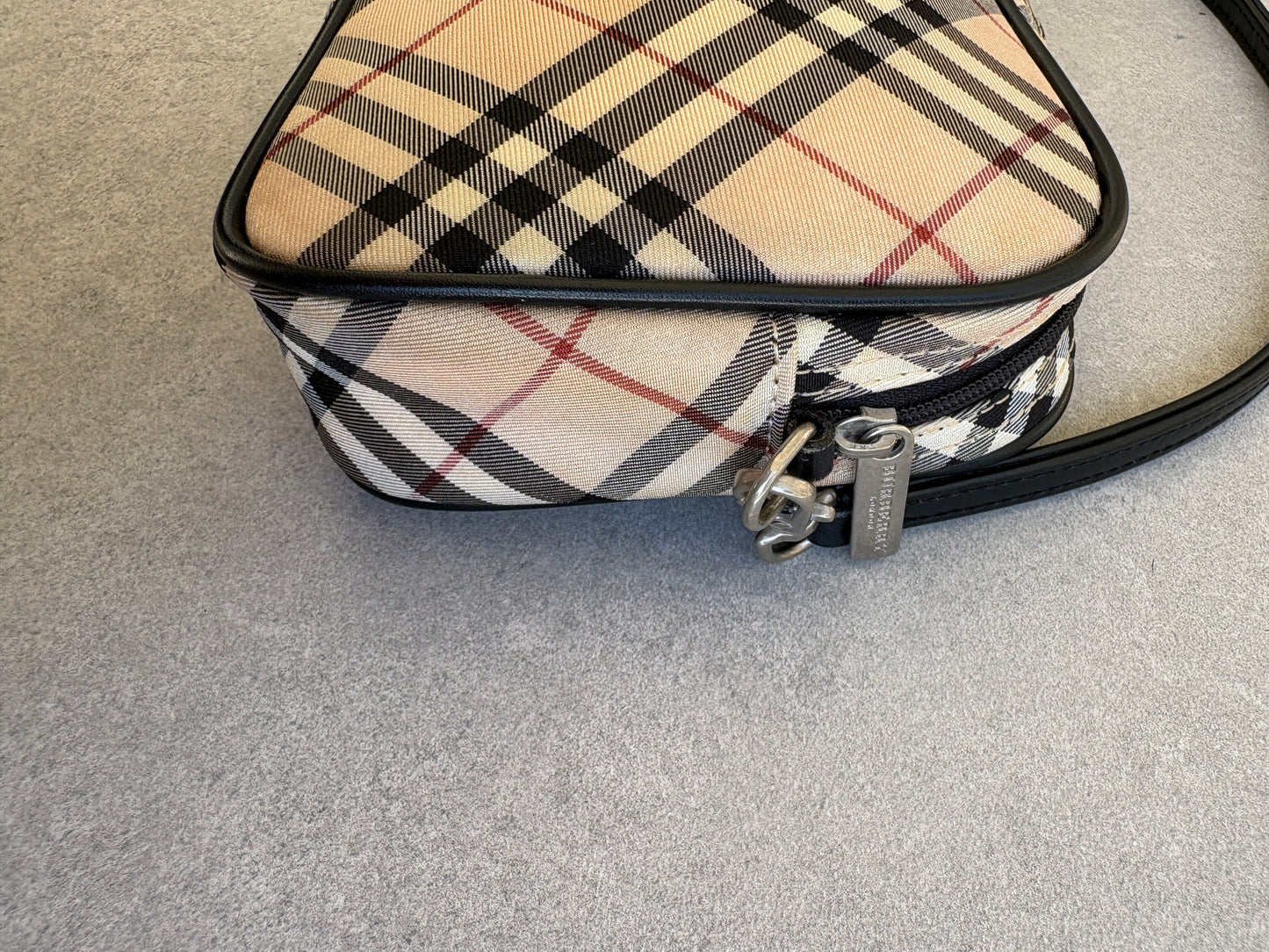 Burberry Beige Nova Check Shoulder bag