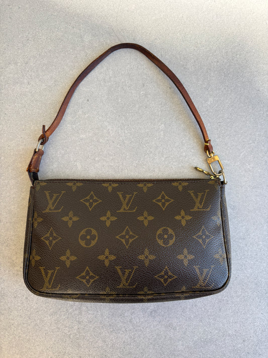 Louis Vuitton Monogram Pochette Accessoires