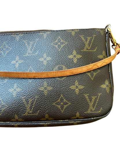 Louis Vuitton 2000s Monogram Pochette Accessoires