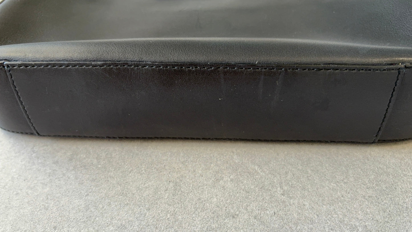 Gucci Black Leather Shoulder Bag