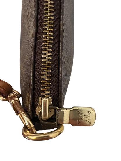 Louis Vuitton 2000s Monogram Pochette Accessoires