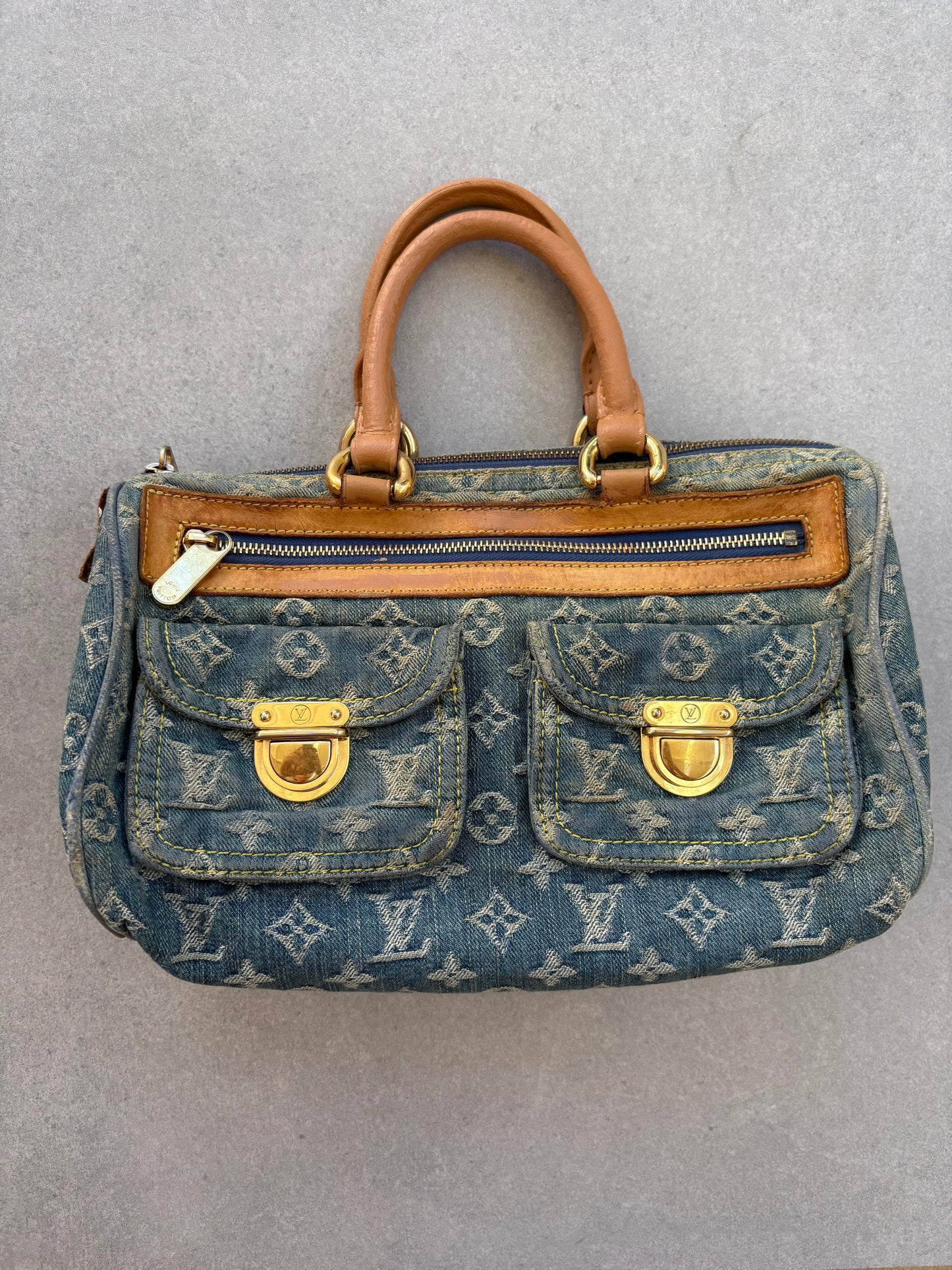 Louis Vuitton Neo Speedy Handbag