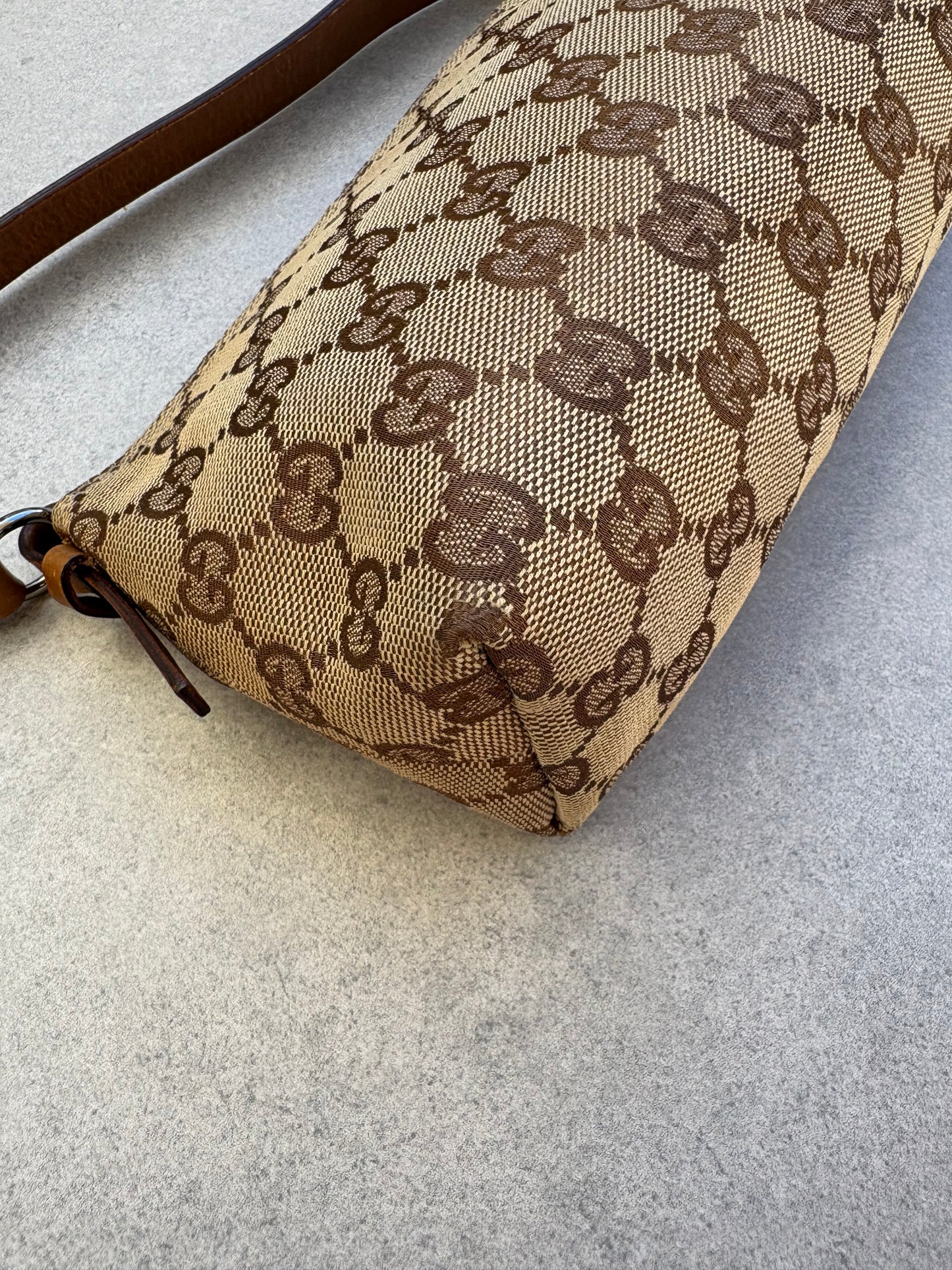 Gucci GG Canvas Pochette