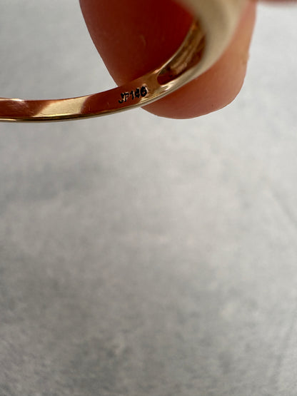 Vintage 9ct Gold Ring with Five Diamonds