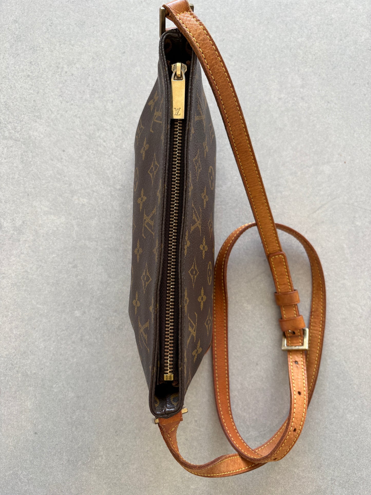 Louis Vuitton Monogram Trotteur Cross-body Bag