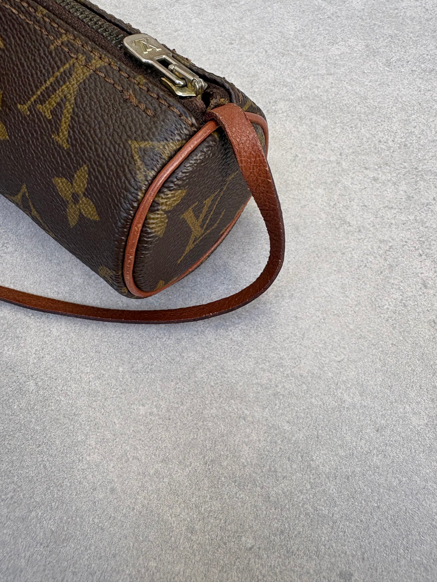 Louis Vuitton Papillon Pouch