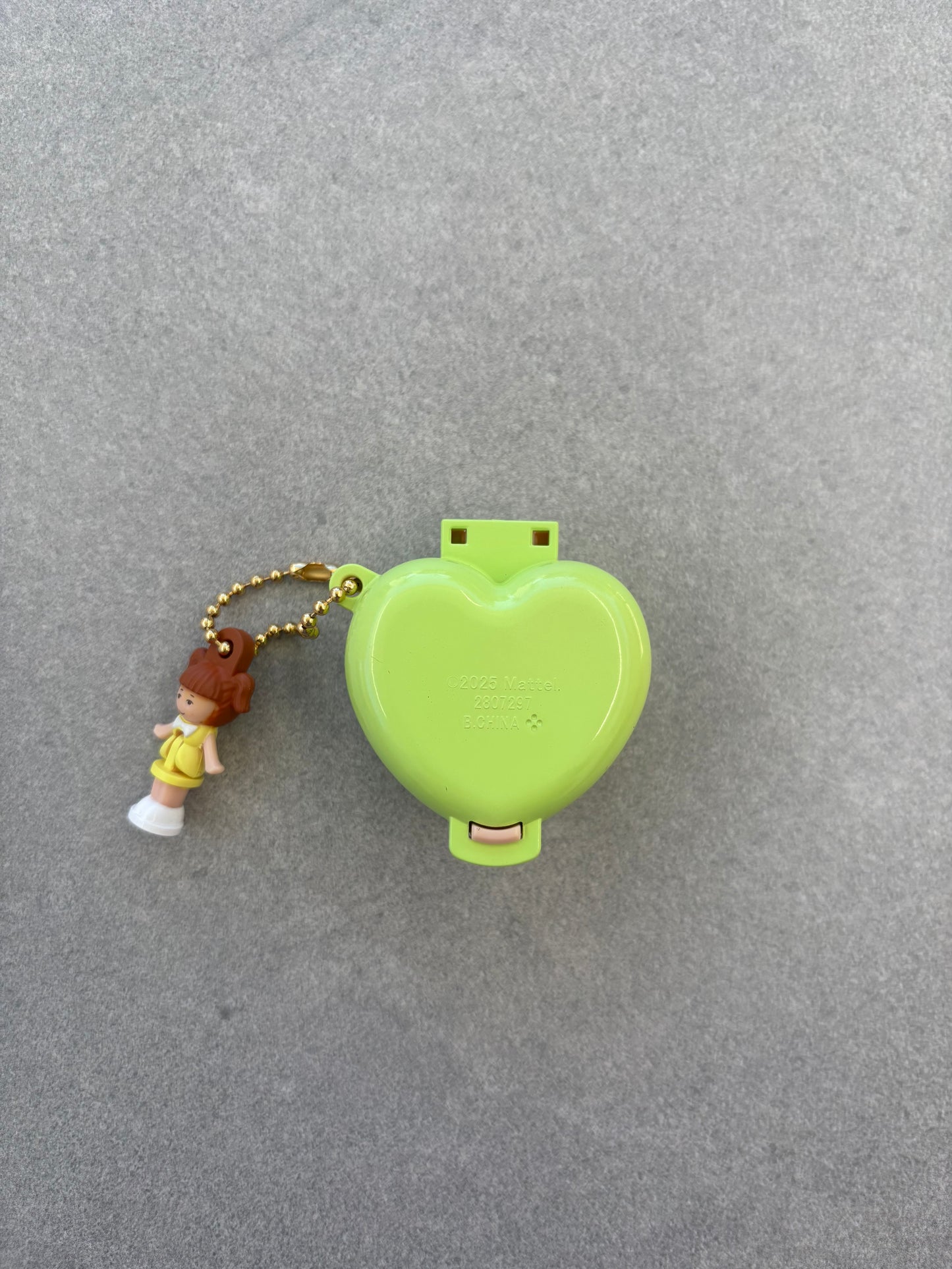 Polly Pocket Keyring Green