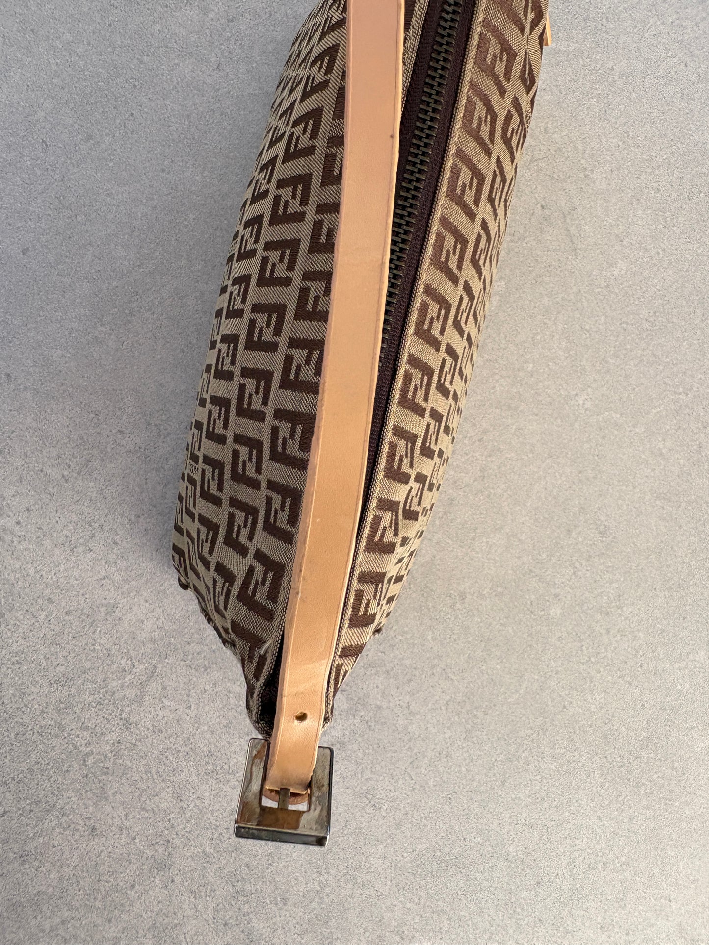 Fendi Baguette Shoulder Bag Zucchino