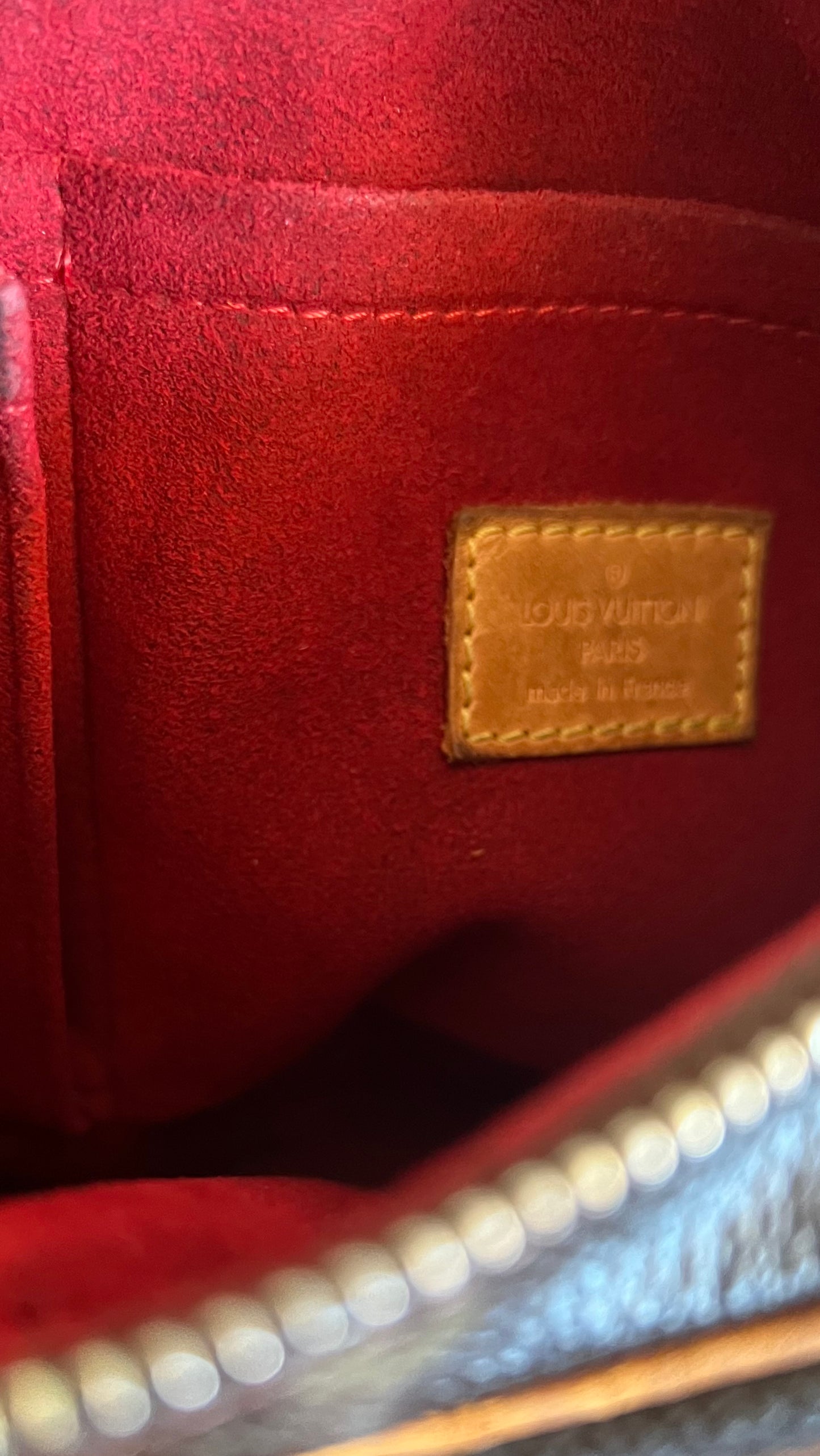 Louis Vuitton MM Croissant Shoulder Bag
