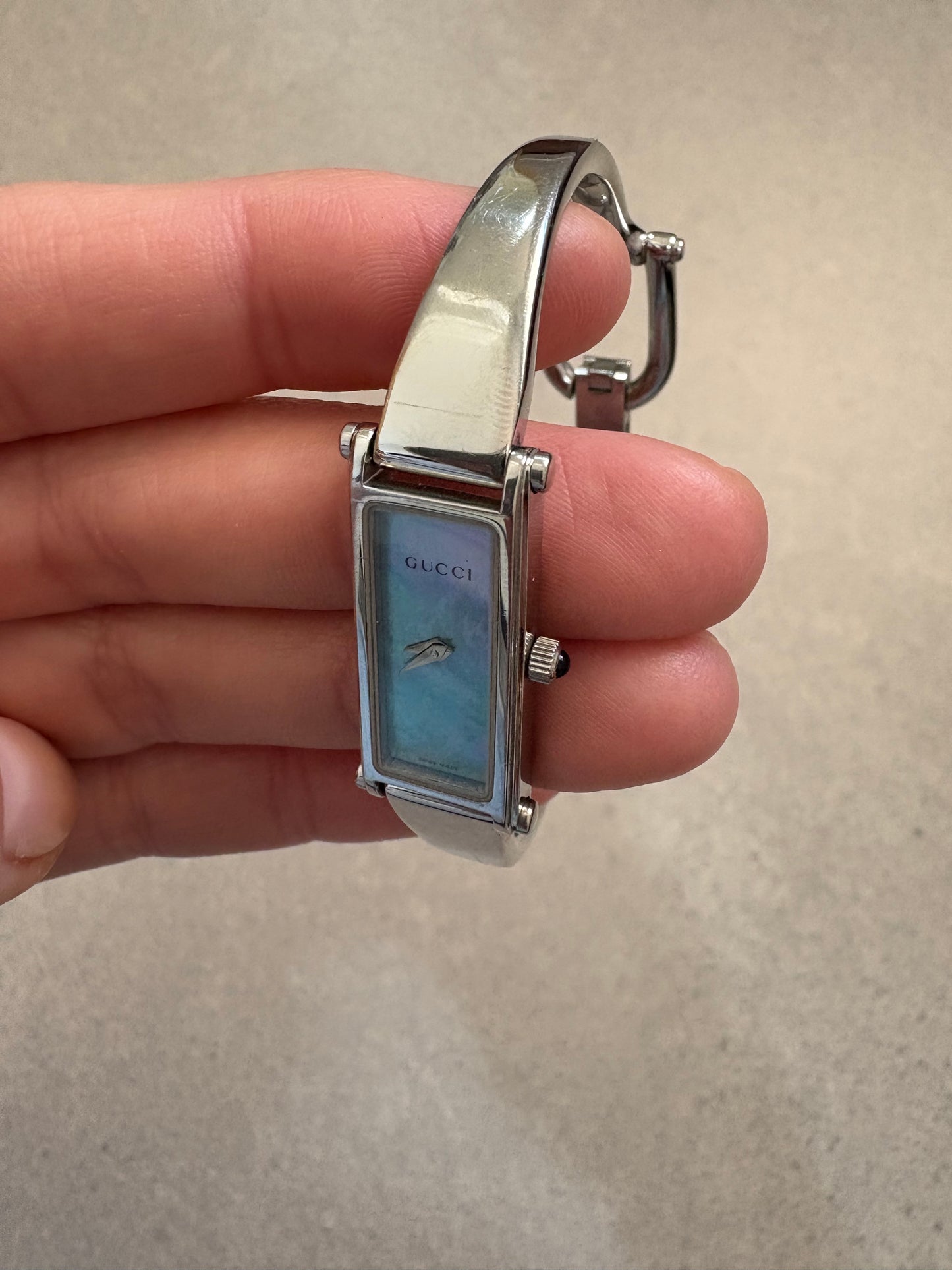 Gucci Stainless Steel Women Wrist Watch Mod 1500 L Blue Dial