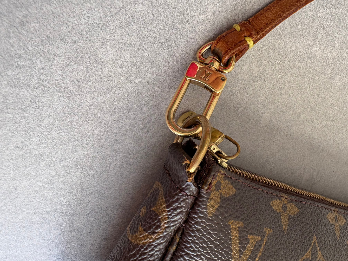 Louis Vuitton Monogram Pochette Accessoires