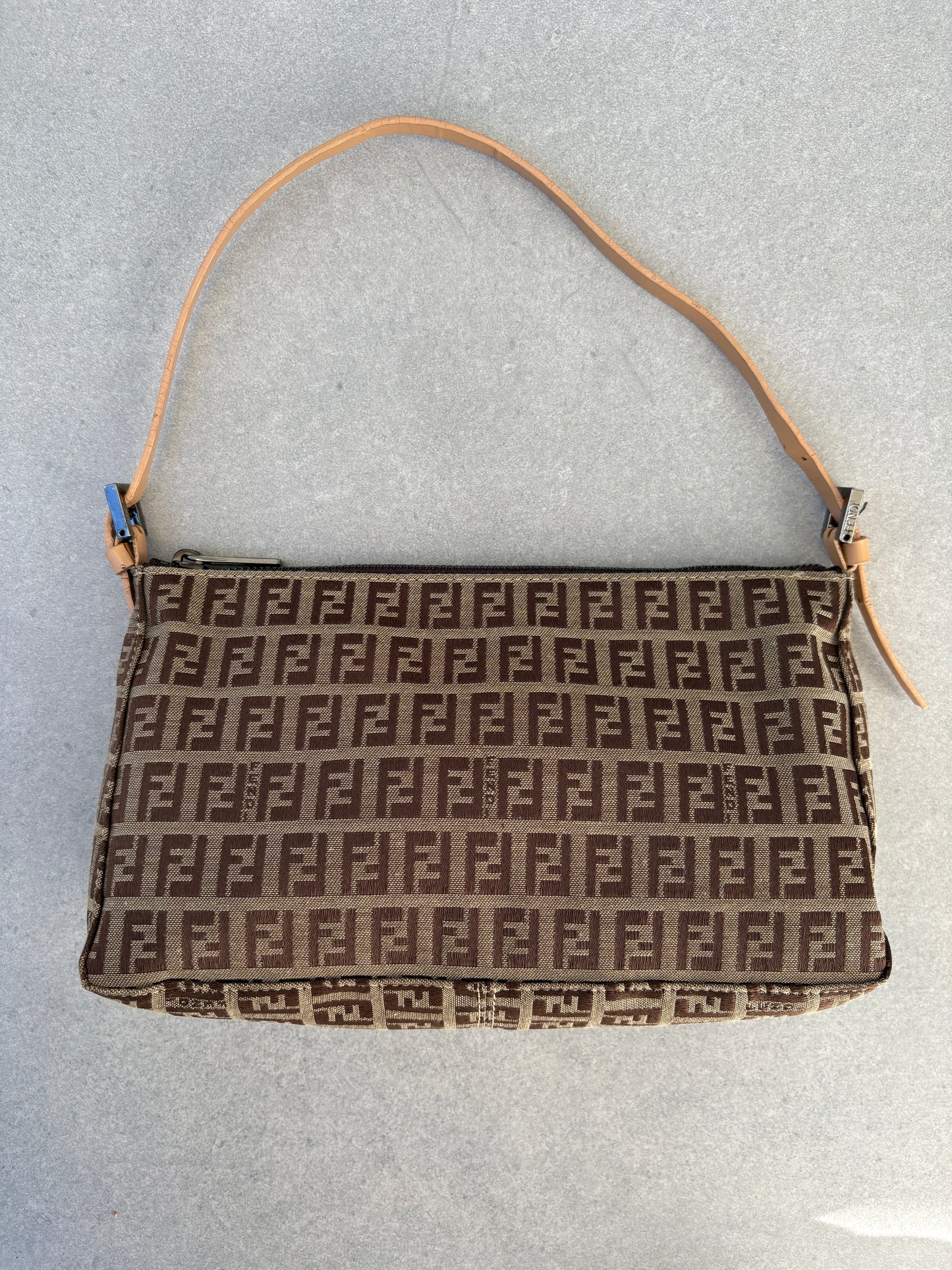 Fendi Baguette Shoulder Bag Zucchino