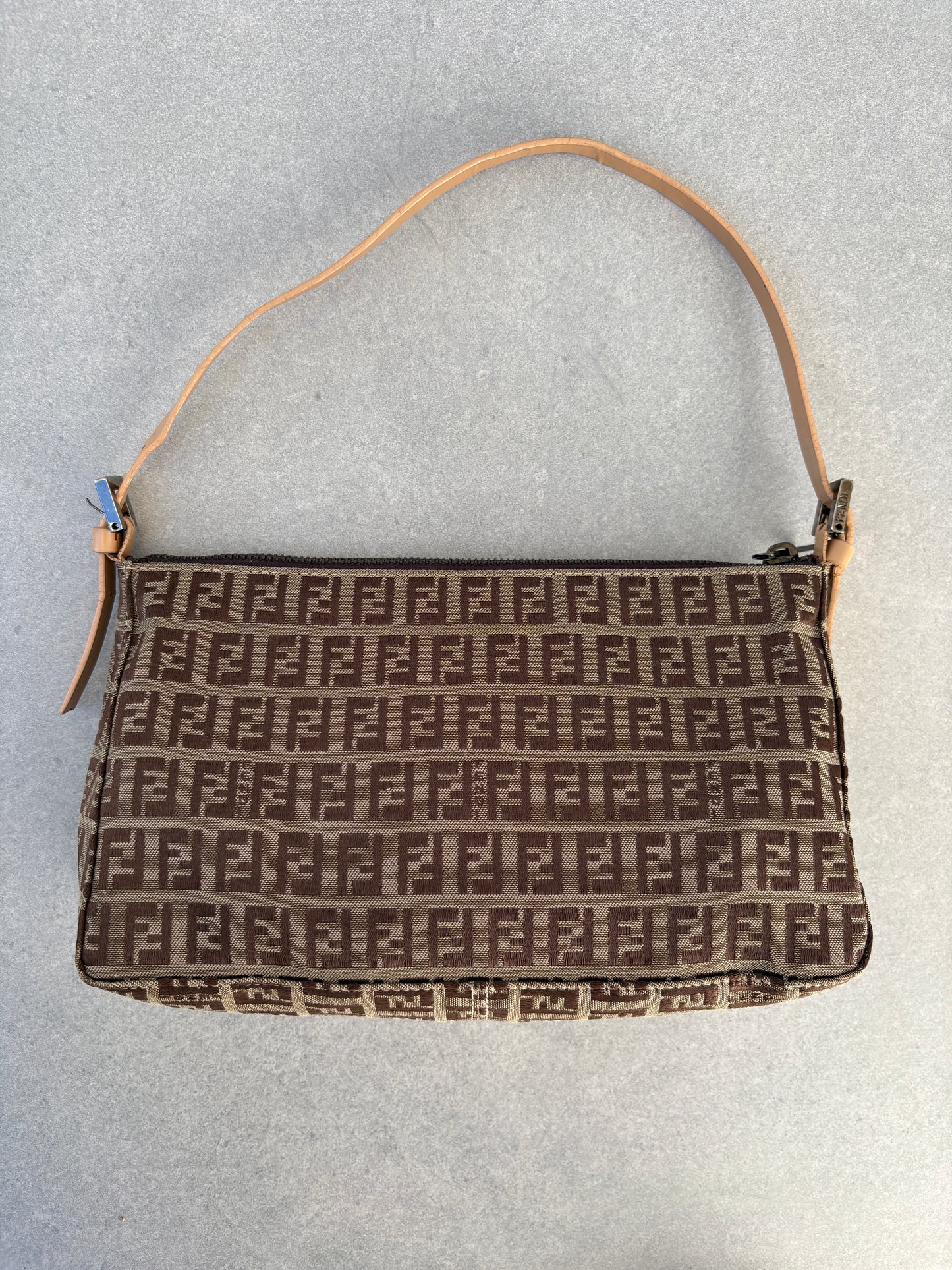 Fendi Baguette Shoulder Bag Zucchino