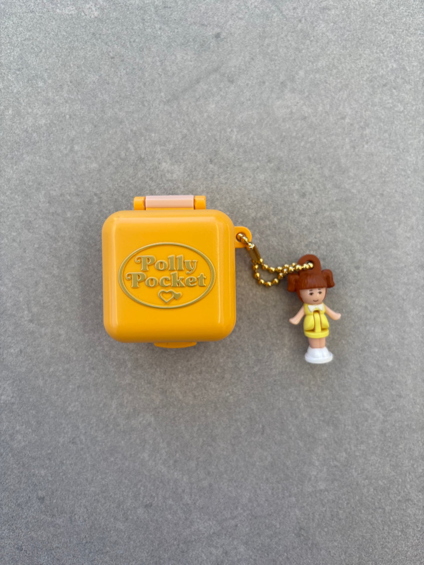 Polly Pocket Keyring Yellow