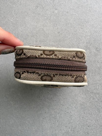 Gucci Biege and White Pouch