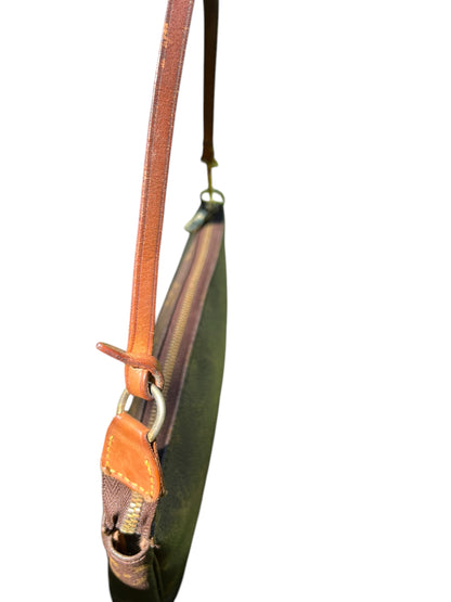 Louis Vuitton 2000s Monogram Pochette Accessoires