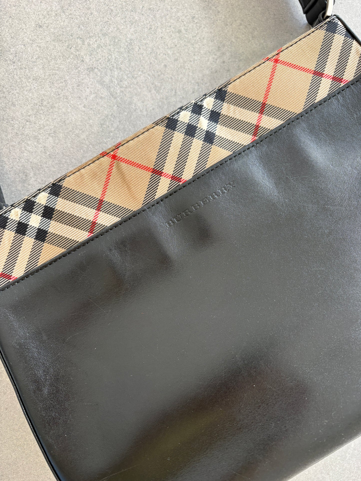 Burberry Beige Nova Check and Black Leather Shoulder bag