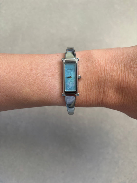 Gucci Stainless Steel Women Wrist Watch Mod 1500 L Blue Dial