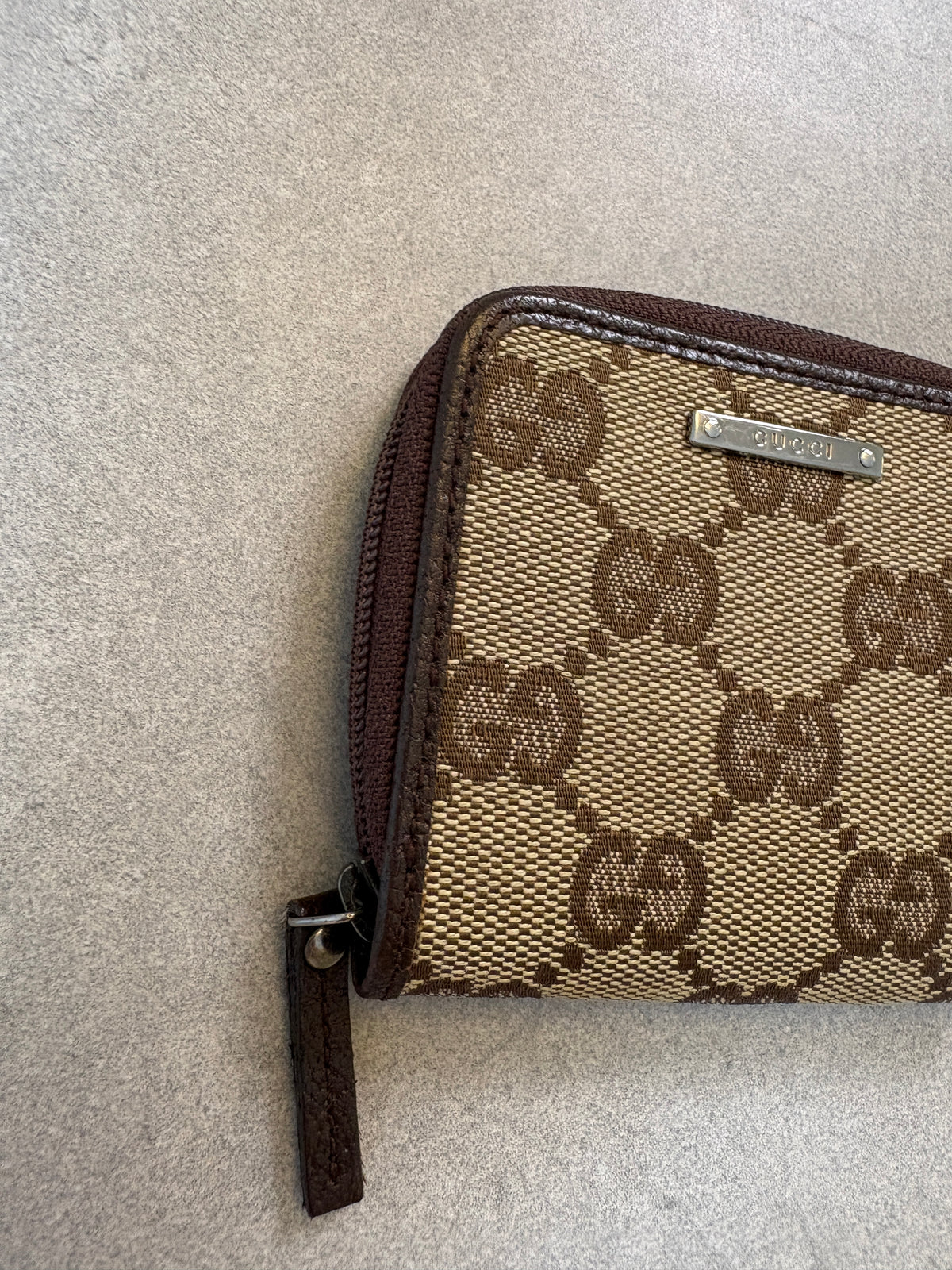 Gucci GG Biege and Black Coin Purse