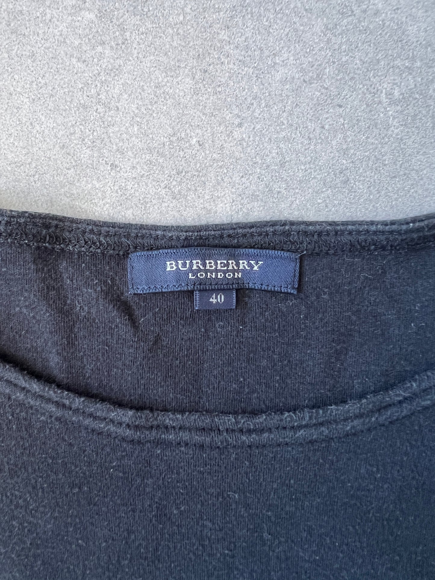 Burberry Baby Tee S-M