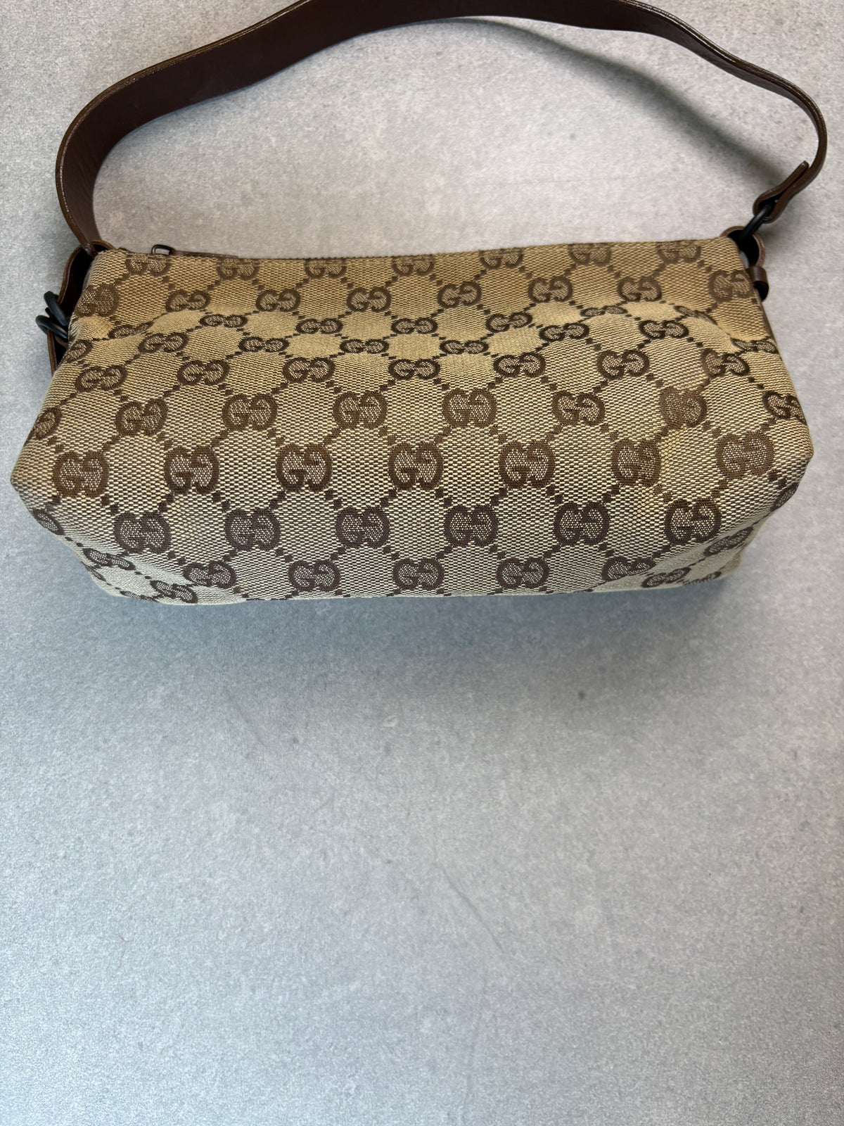 Gucci GG Canvas Pochette