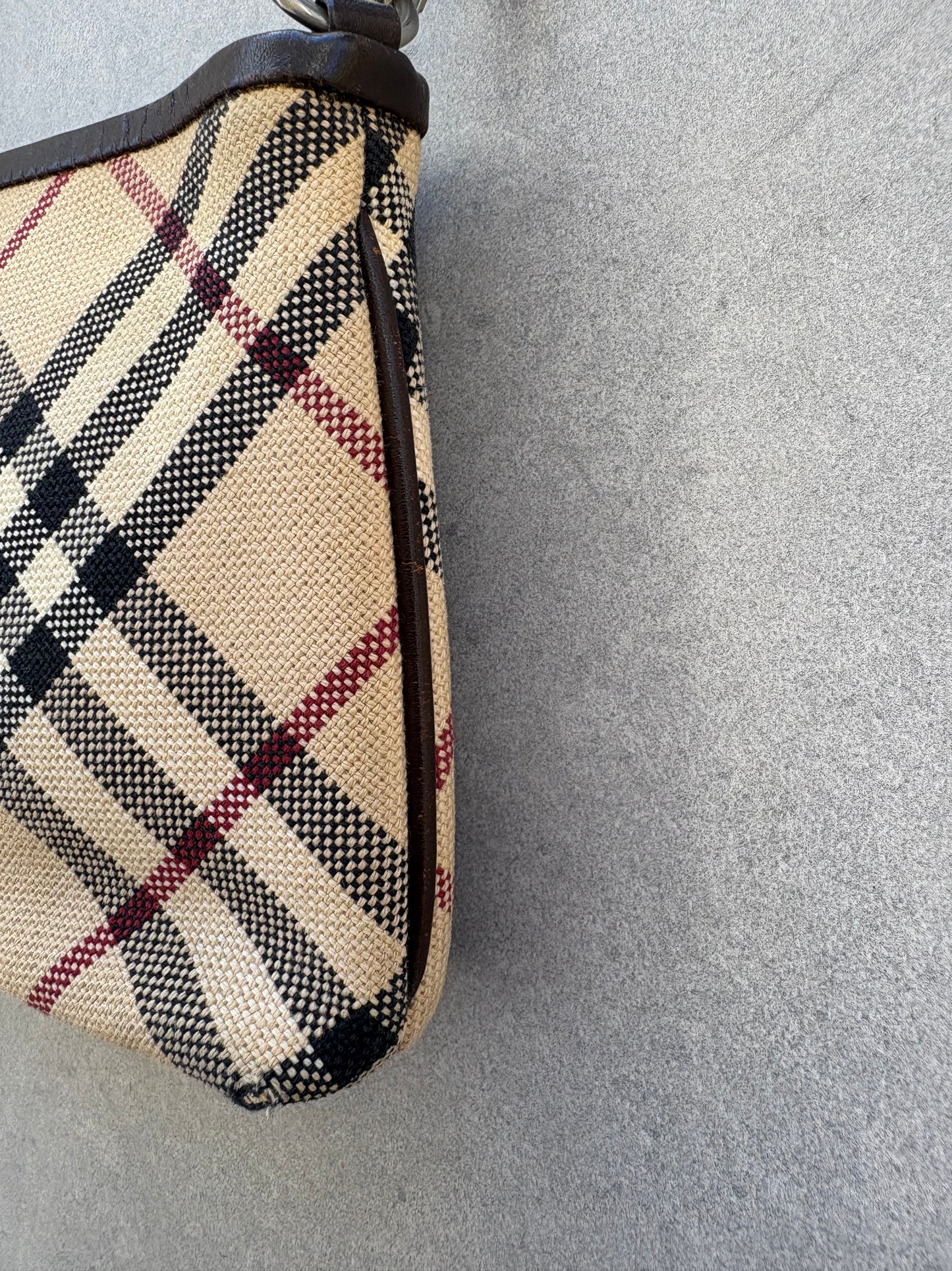 Burberry Beige